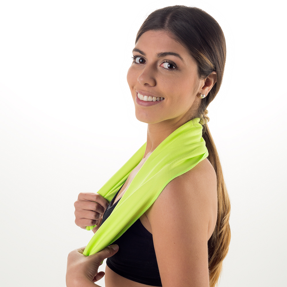 TOALLA COOL SPORT CON ESTUCHE 7